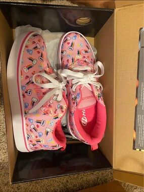 Heelys Pink Pattern - Hypebeast Style